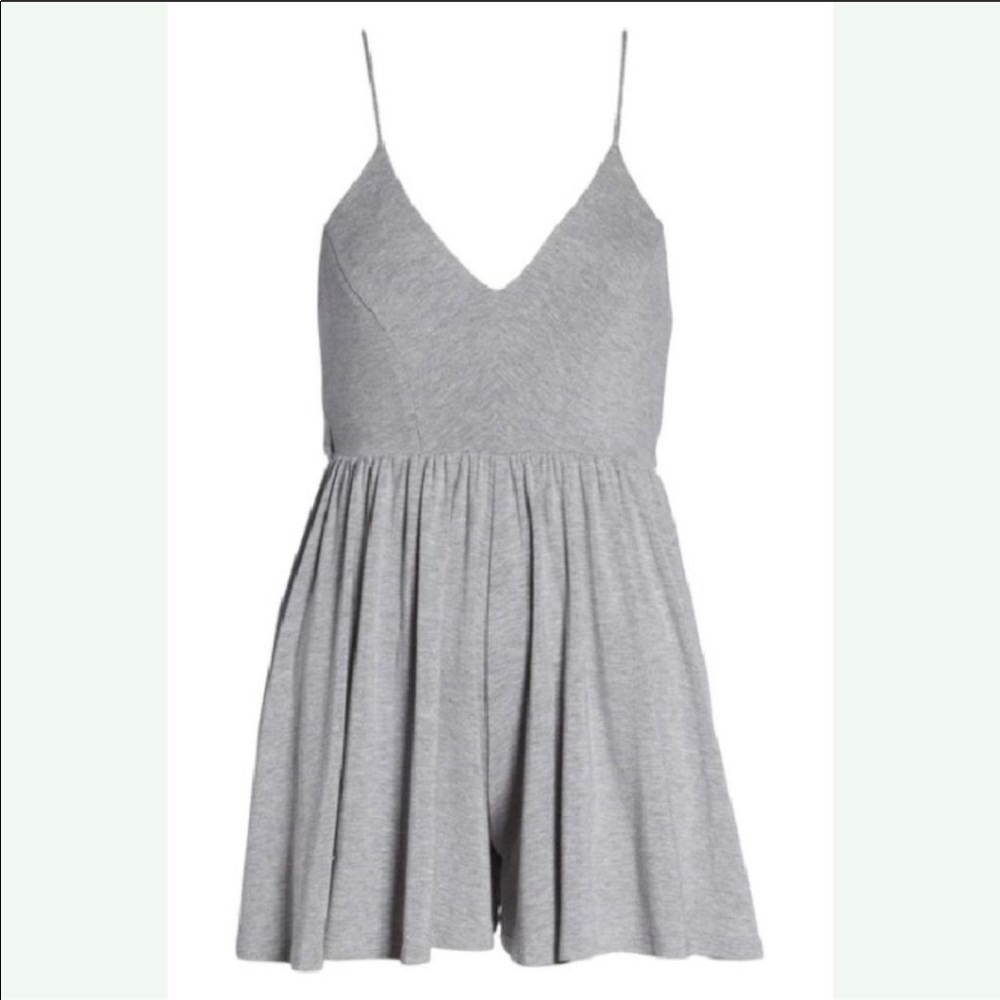 Sam Edelman Romper w. Keyhole back - Picture 5 of 7